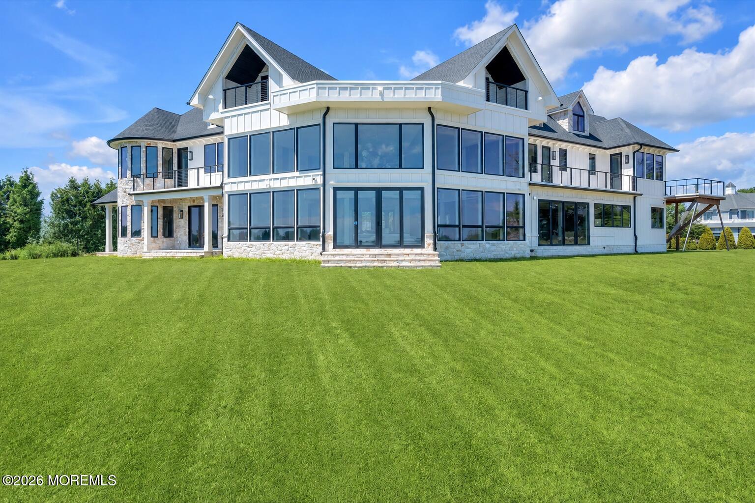 16 Harbor Drive