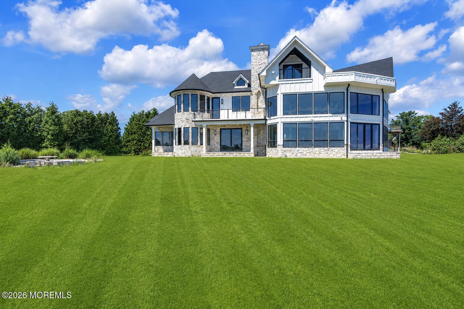 16 Harbor Drive