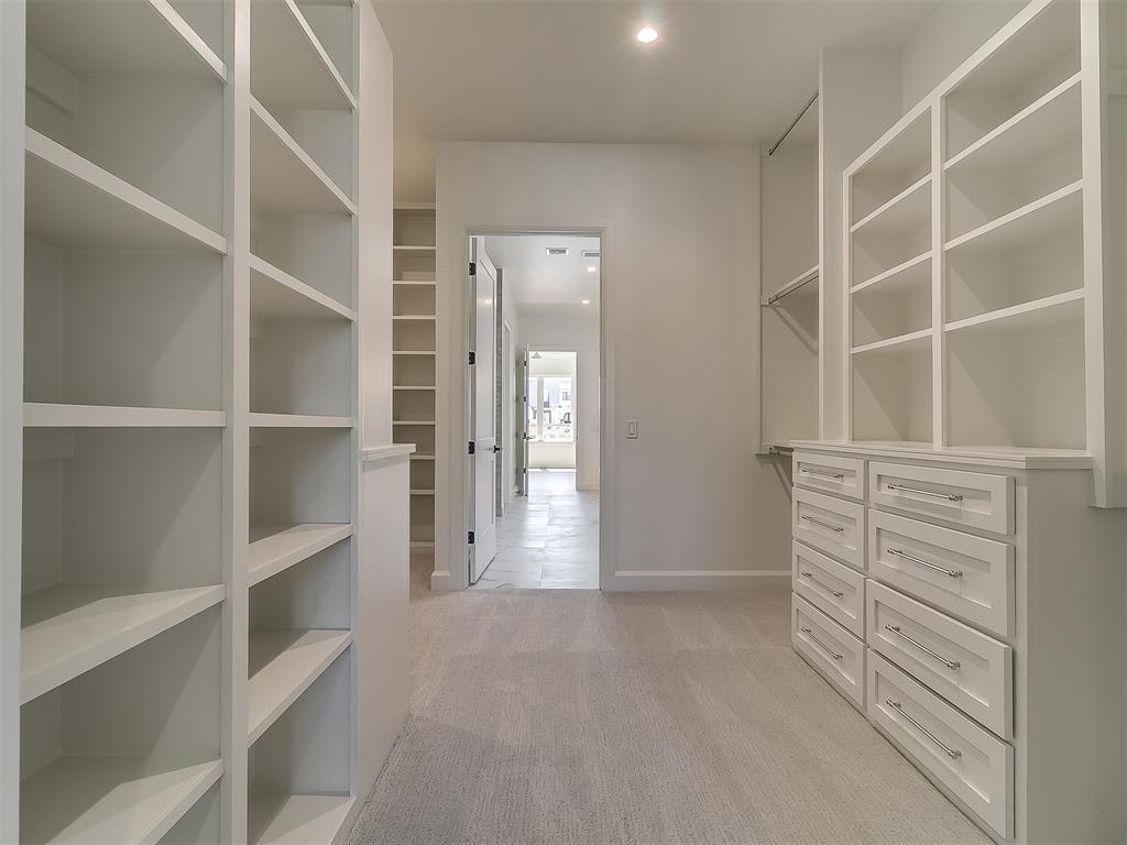 6104 NW 147TH Terrace