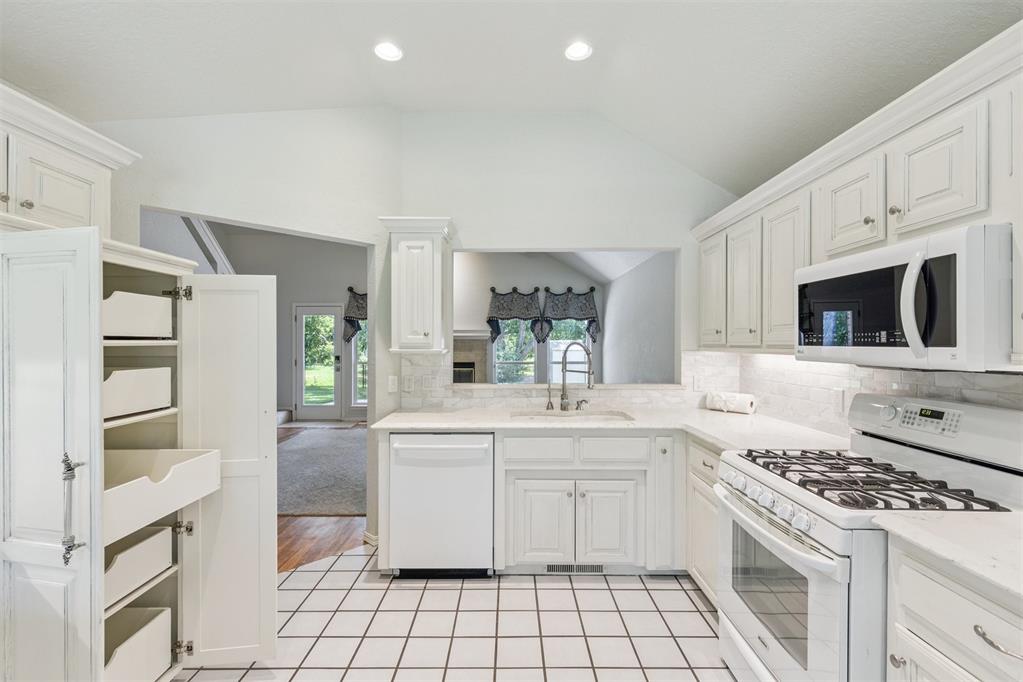 812 Old Bugle Road