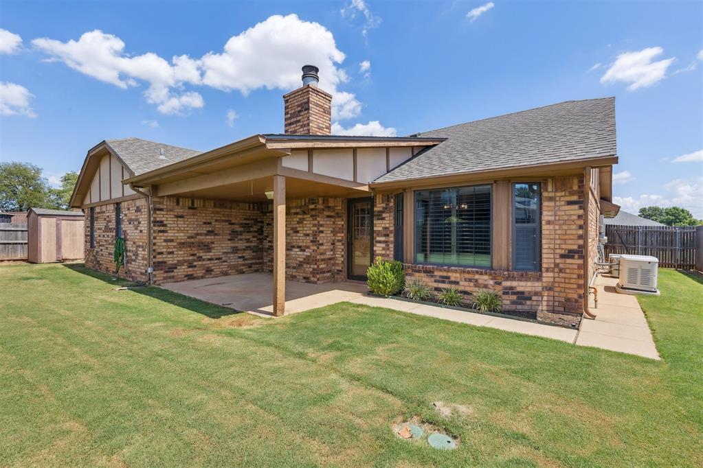 10301 Casa Linda