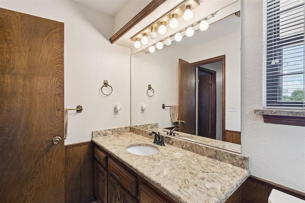 10301 Casa Linda