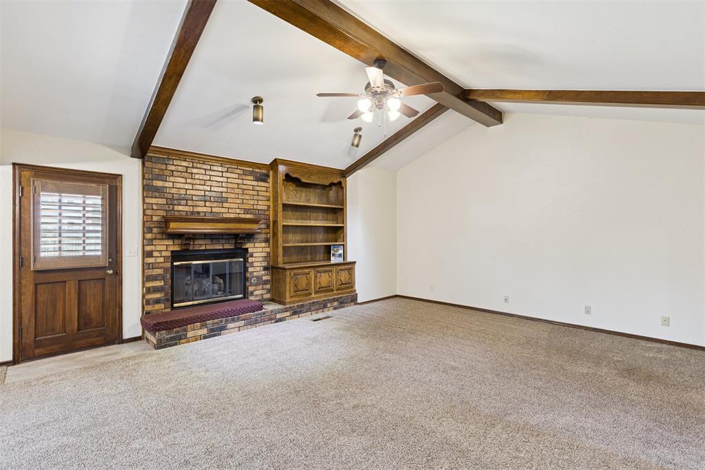 10301 Casa Linda