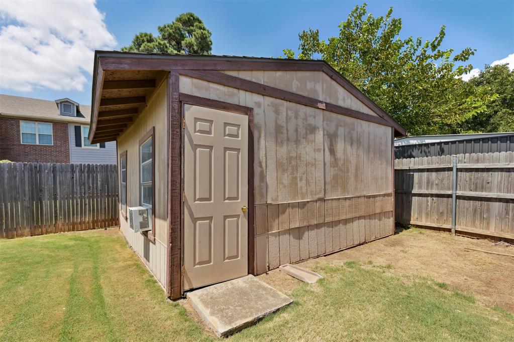 10301 Casa Linda