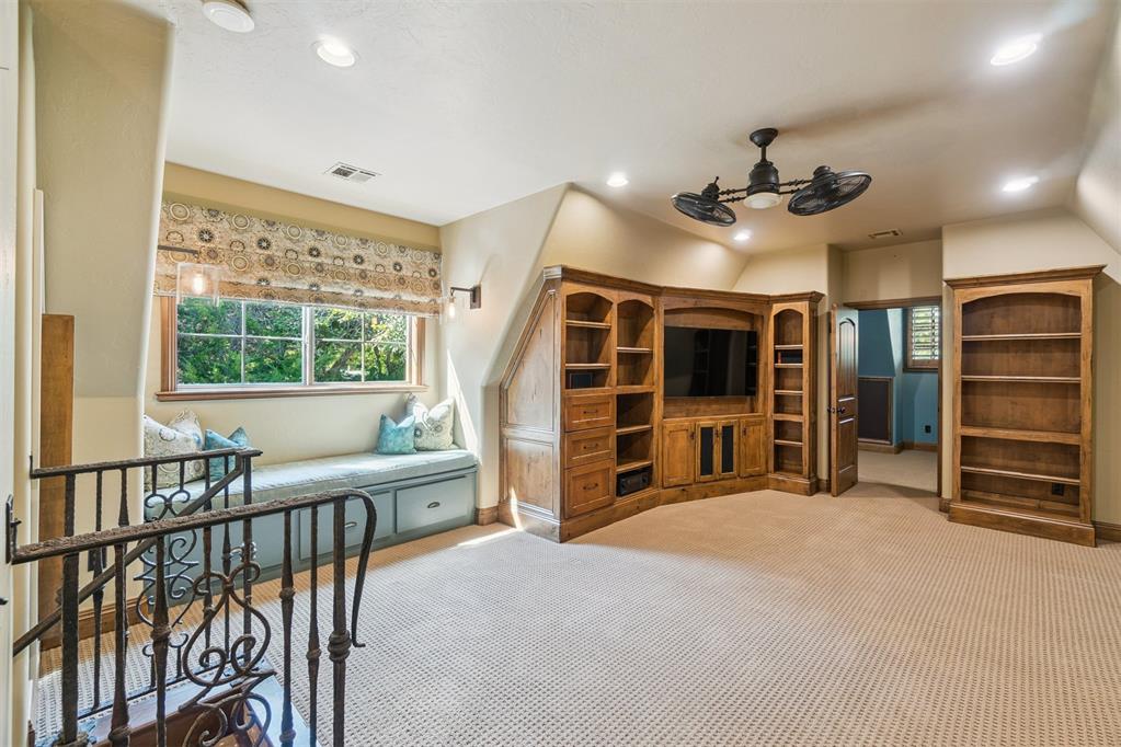 1604 Winding Ridge Road