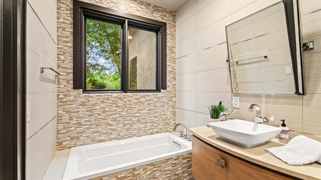 15216 Stoney Spring Road