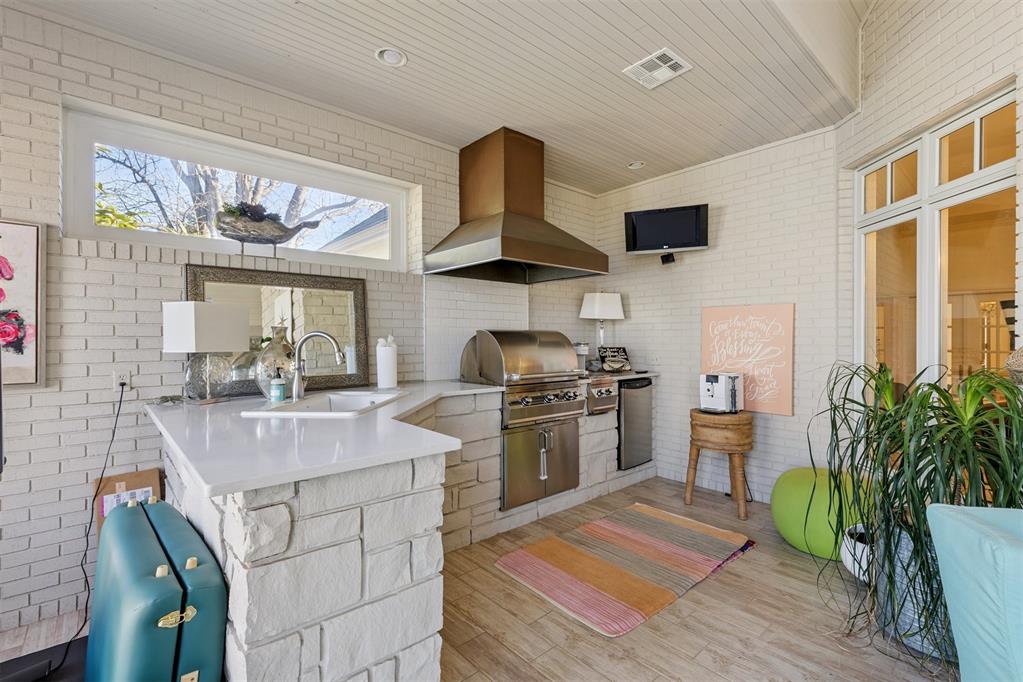 5033 Barnsteeple Court