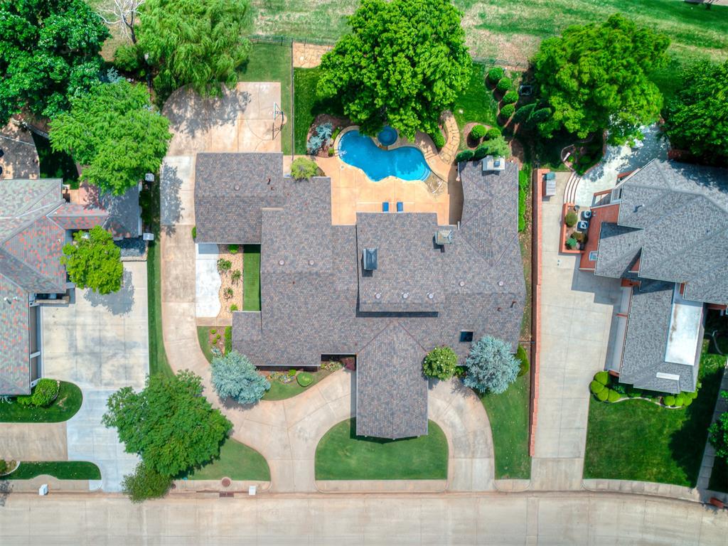 5620 Oak Tree Road