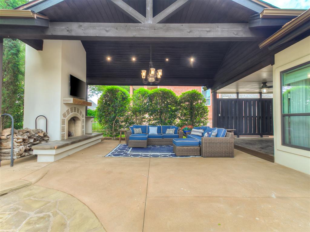 5620 Oak Tree Road