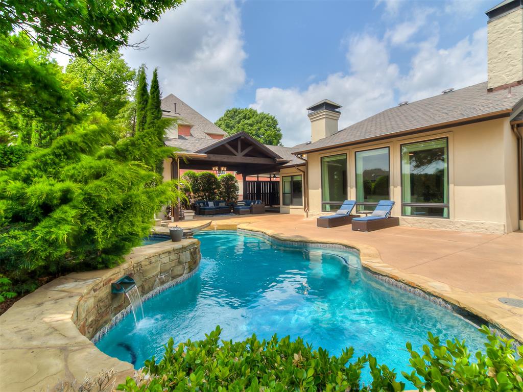 5620 Oak Tree Road
