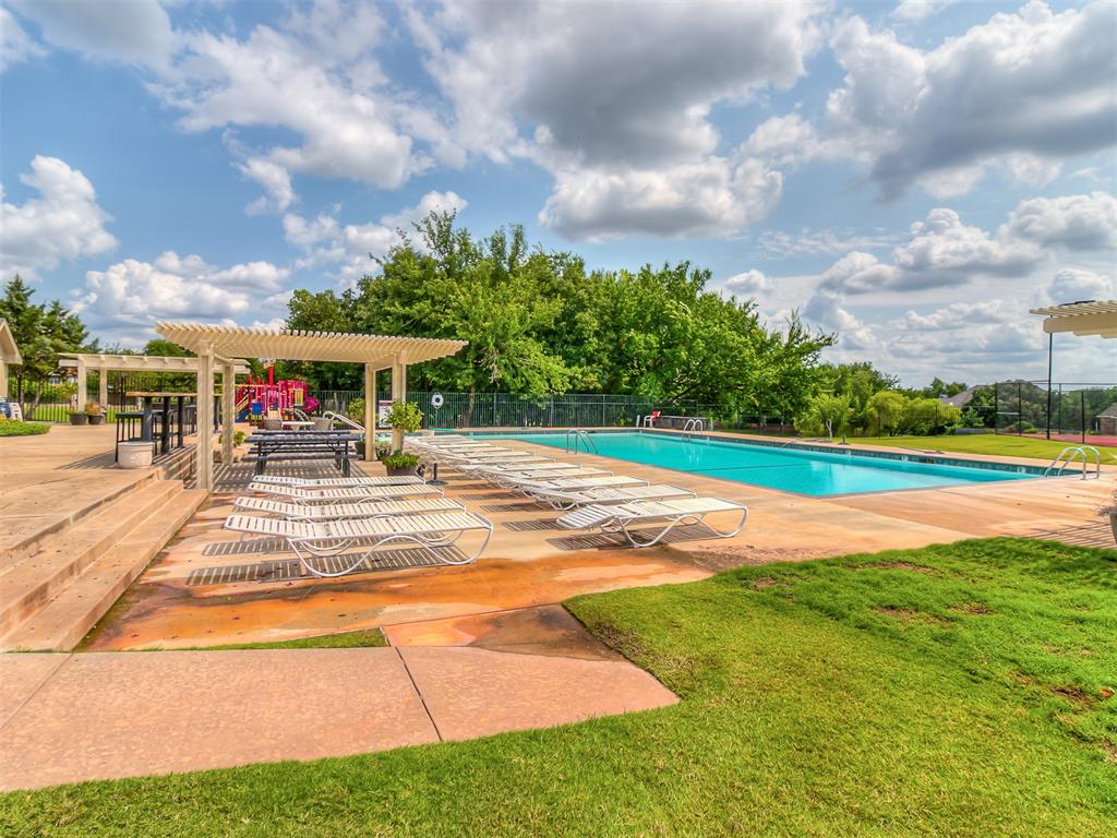5620 Oak Tree Road