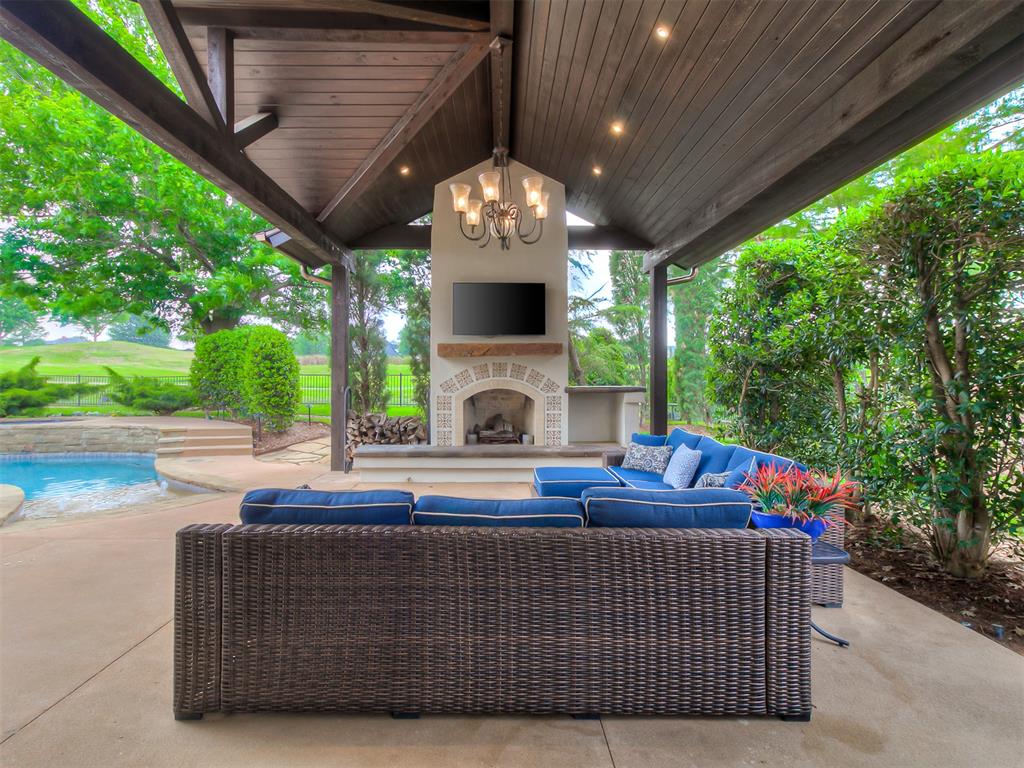 5620 Oak Tree Road