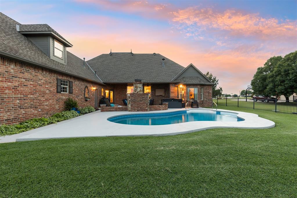 22370 Cedar Ridge Road