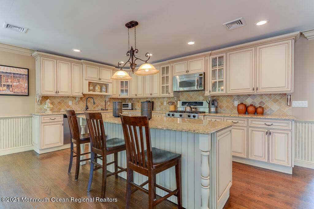 1603 Lake Avenue, SUMMER 2024