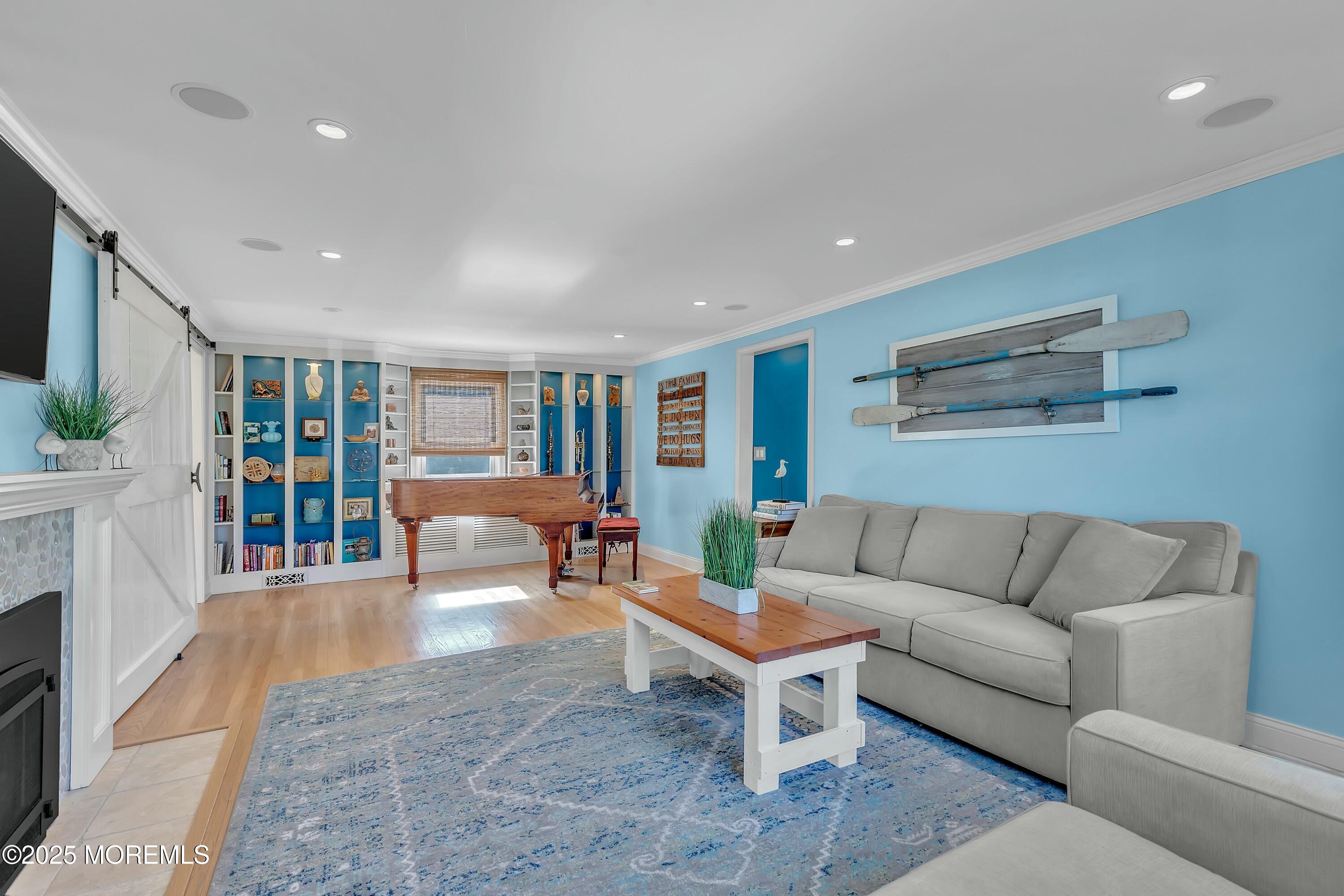 614 Cedarcrest Drive