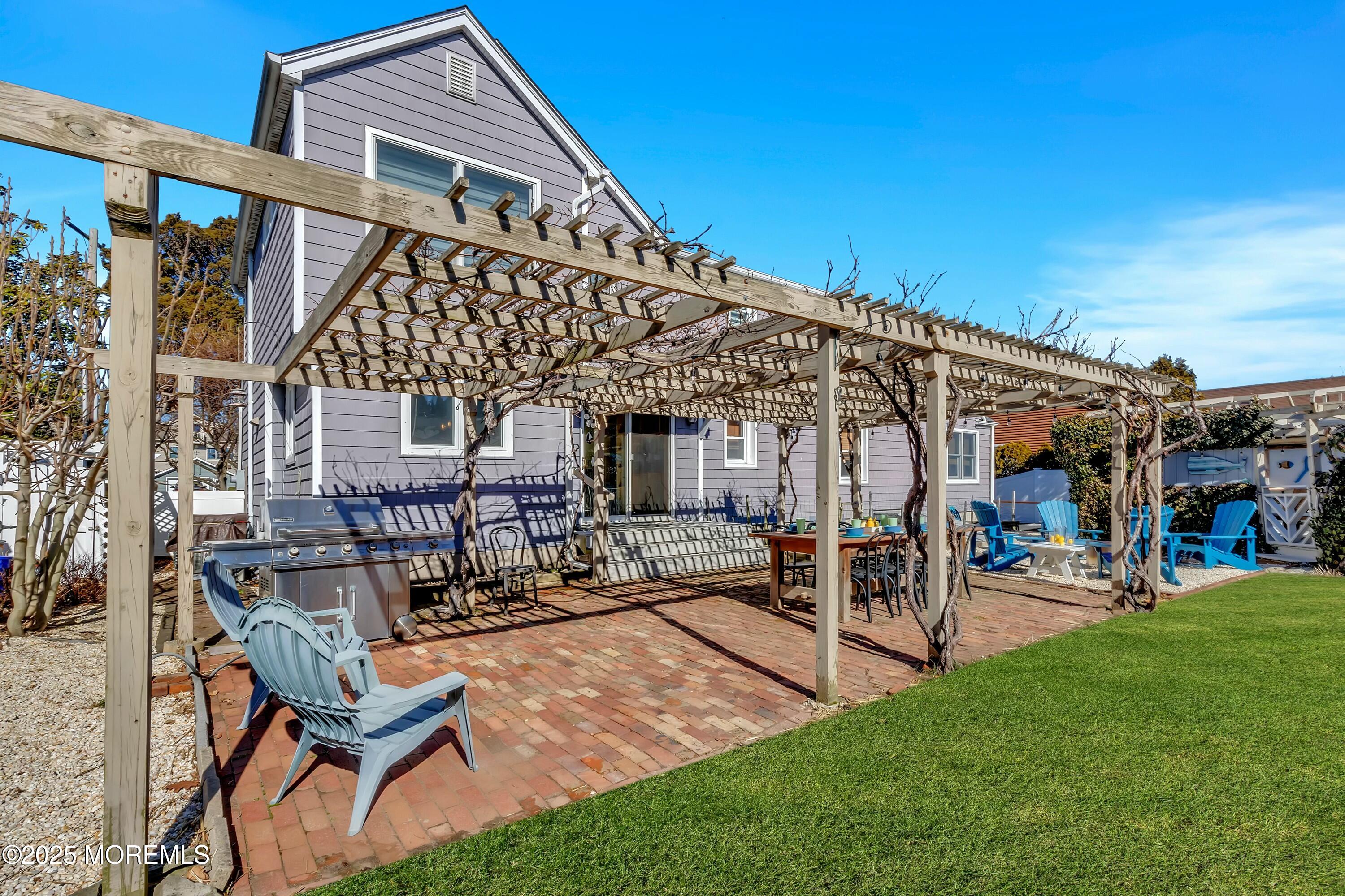 614 Cedarcrest Drive