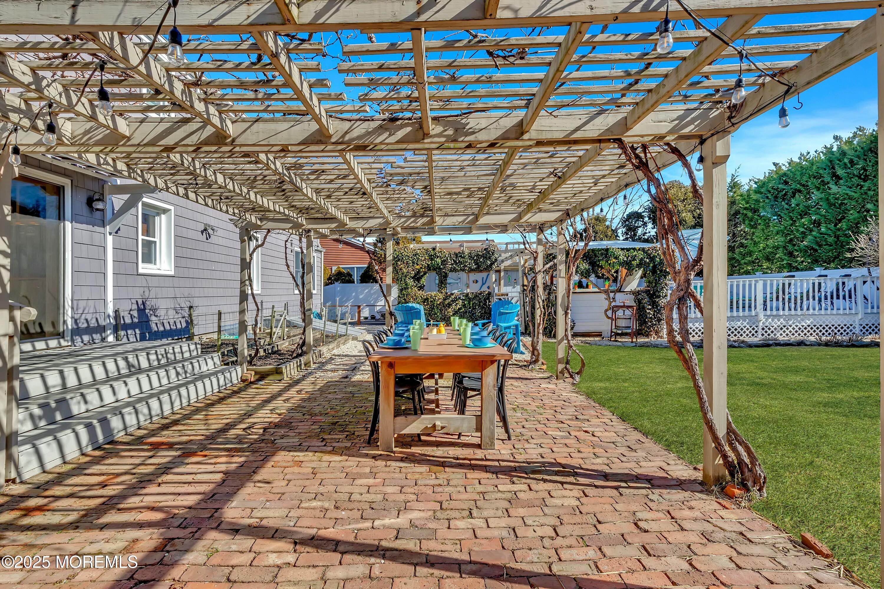 614 Cedarcrest Drive