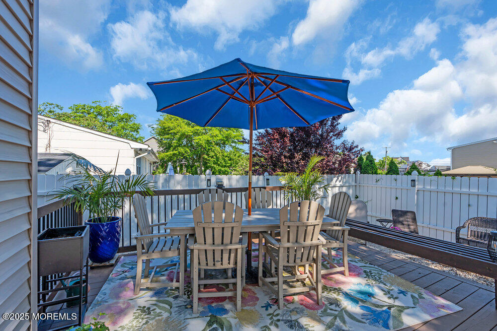 189 Riviera Drive