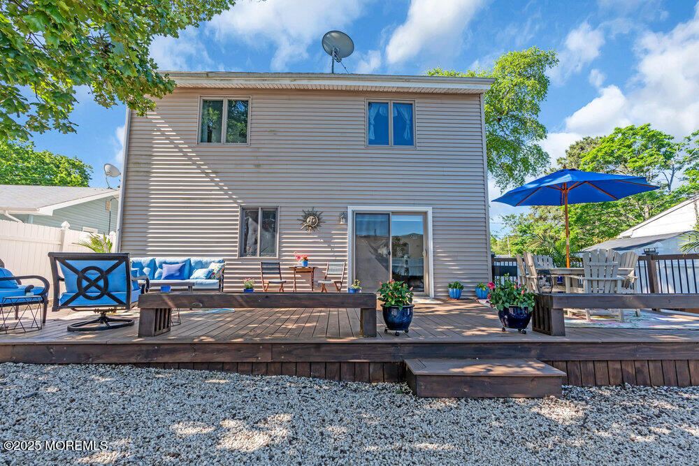 189 Riviera Drive