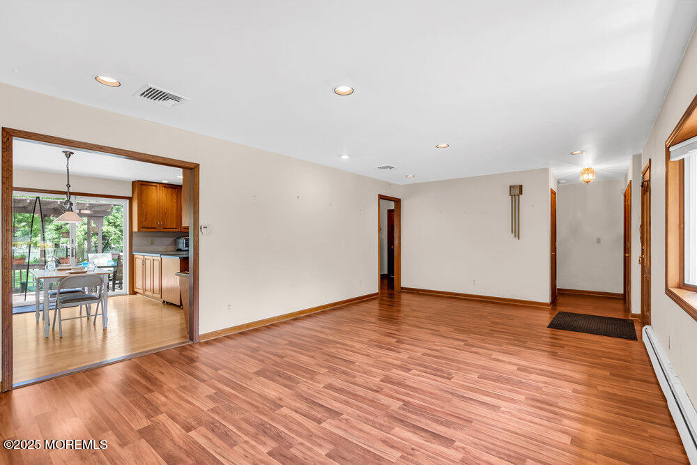 172 Lexington Boulevard