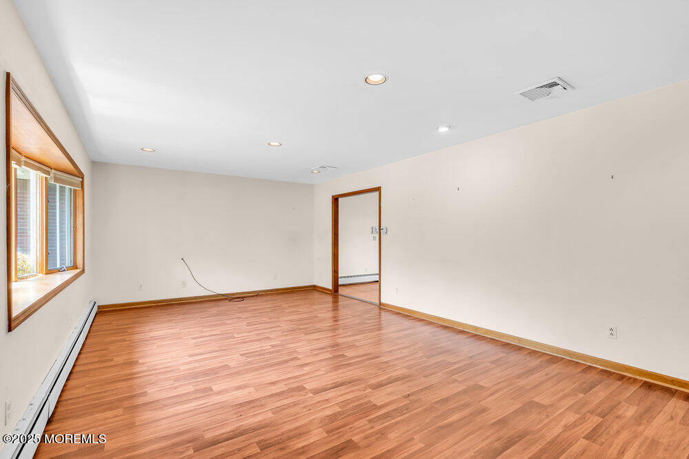 172 Lexington Boulevard