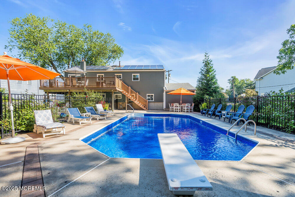 7 Overbrook Place