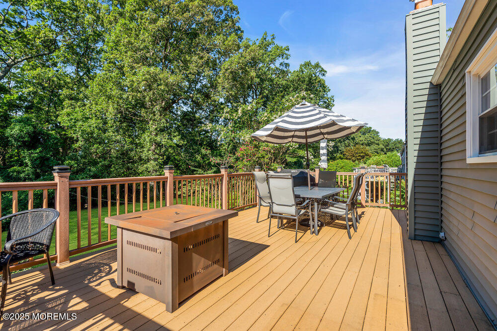 7 Overbrook Place