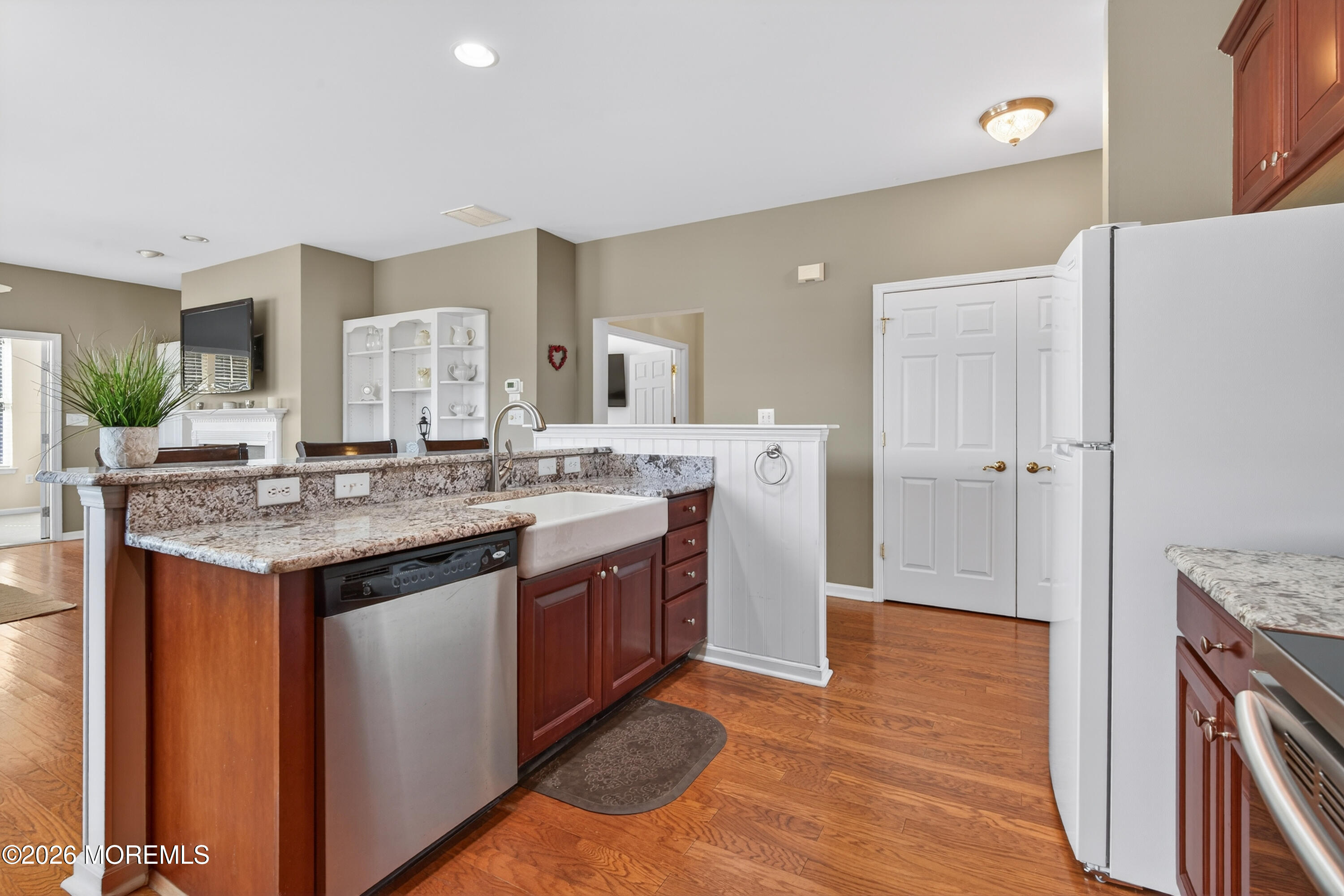 24 Jonahs Pond Lane