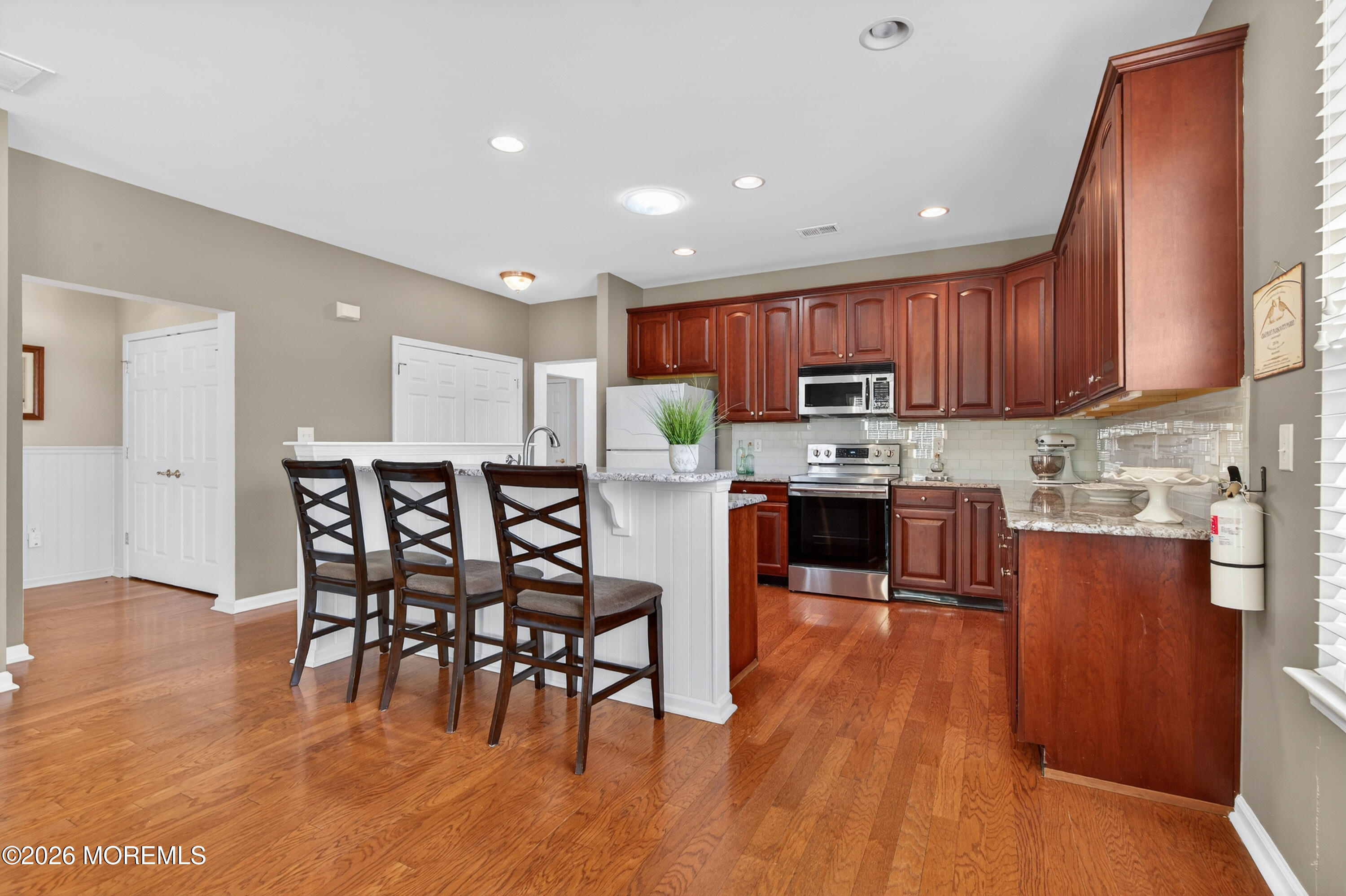 24 Jonahs Pond Lane