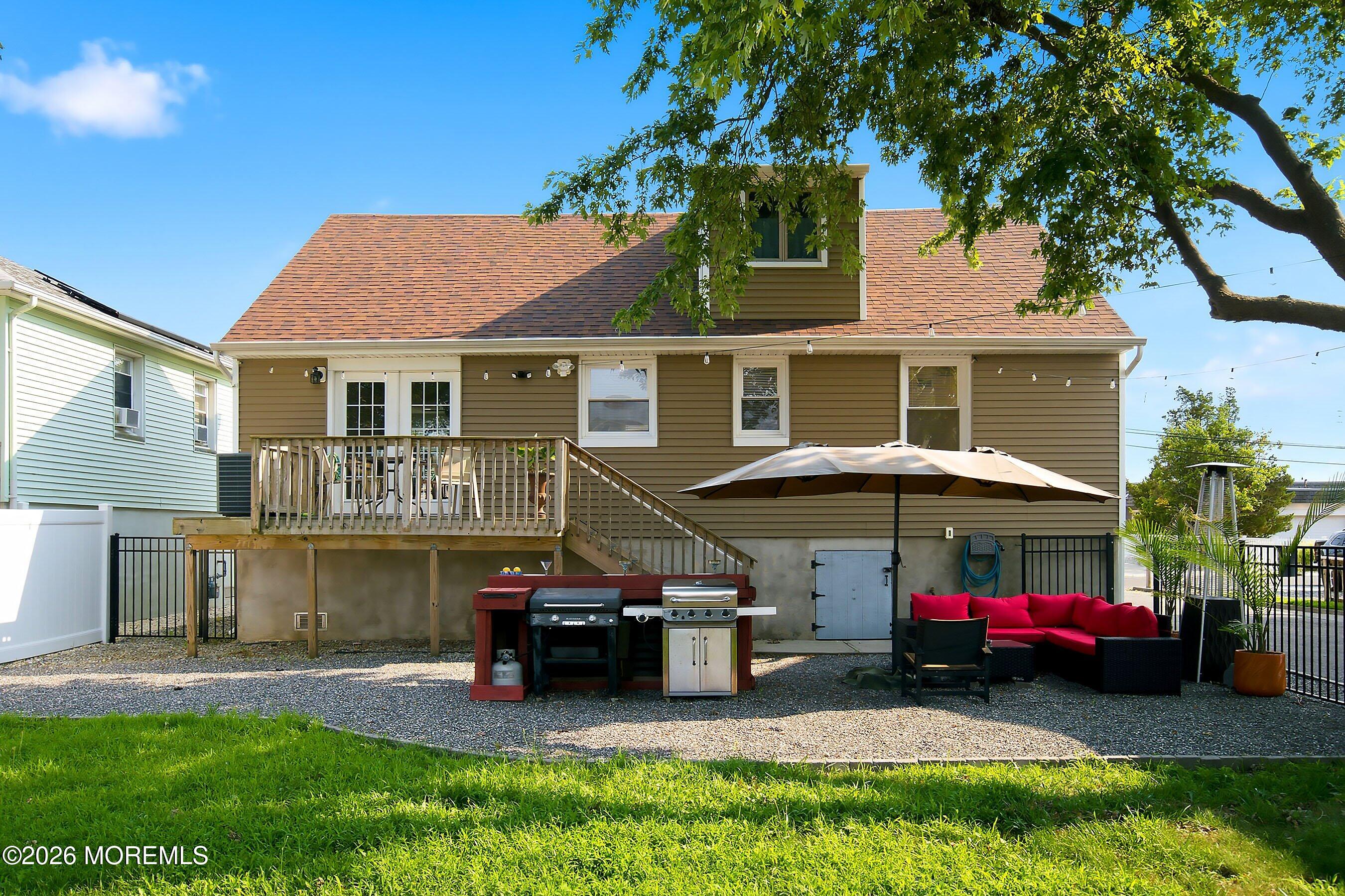 48 Bay Shore Drive