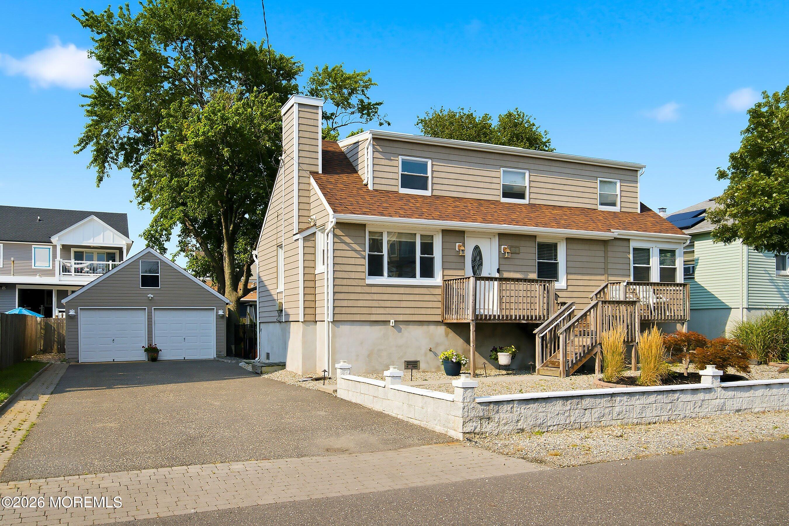 48 Bay Shore Drive