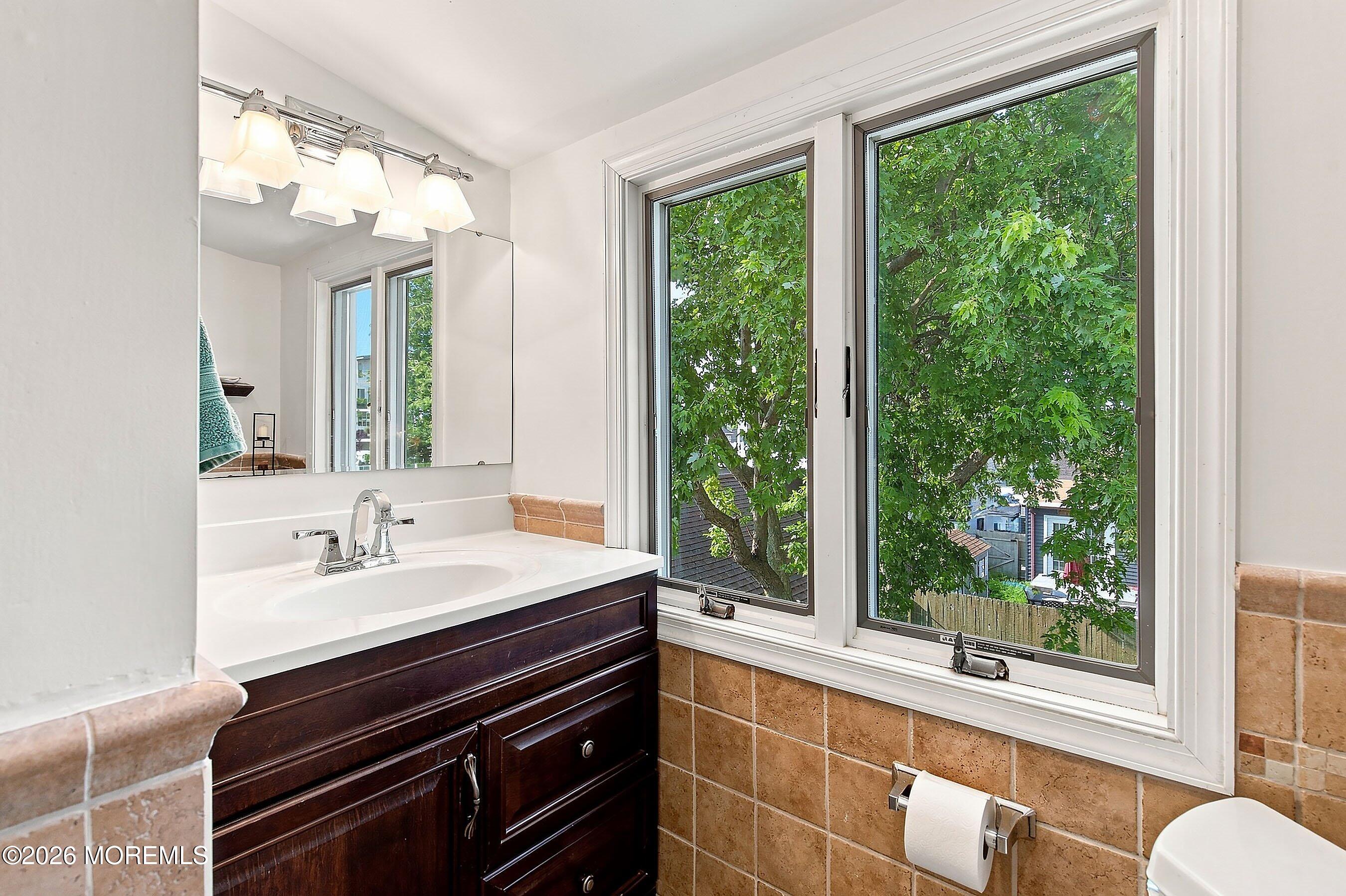 48 Bay Shore Drive