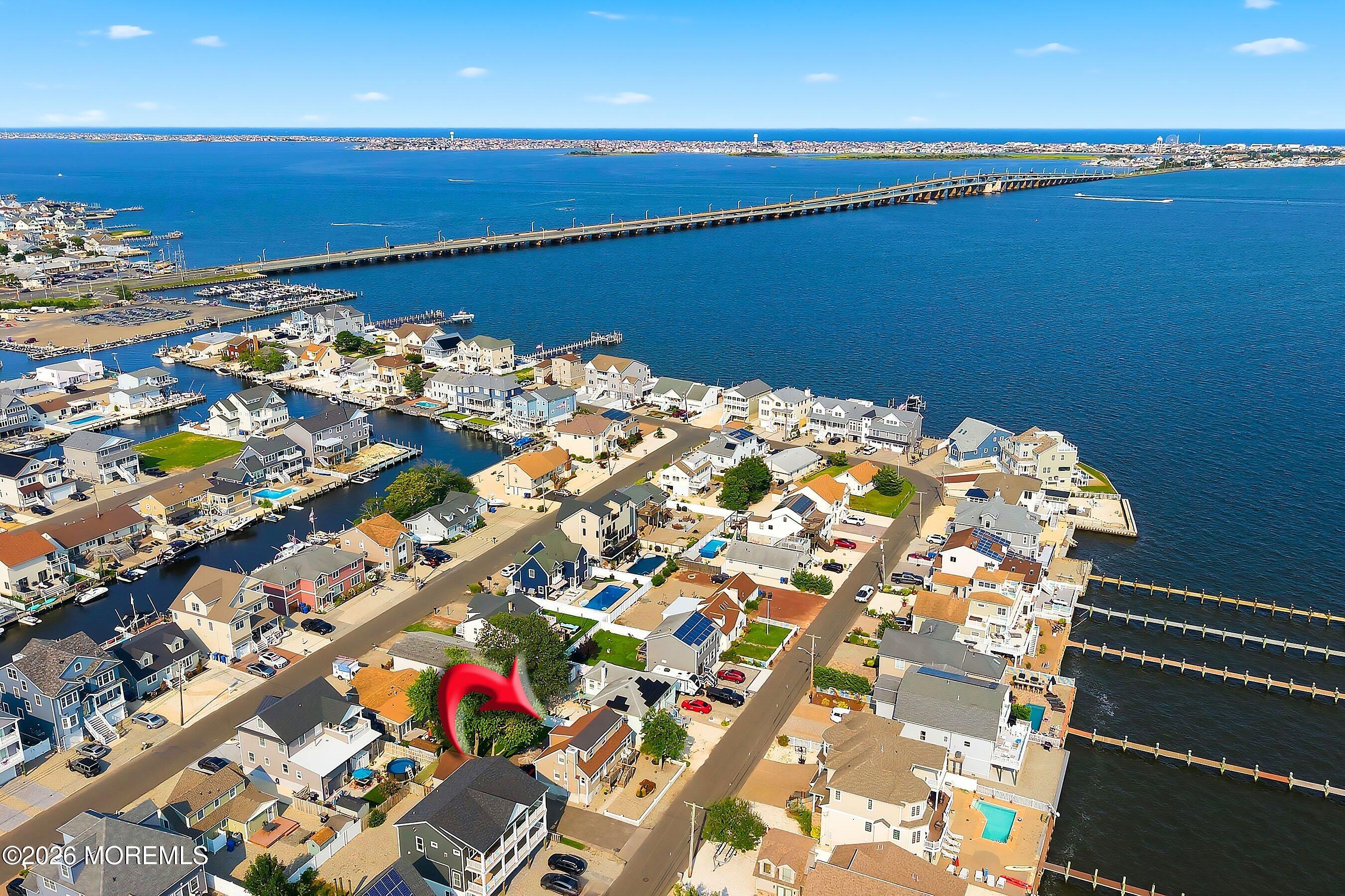 48 Bay Shore Drive