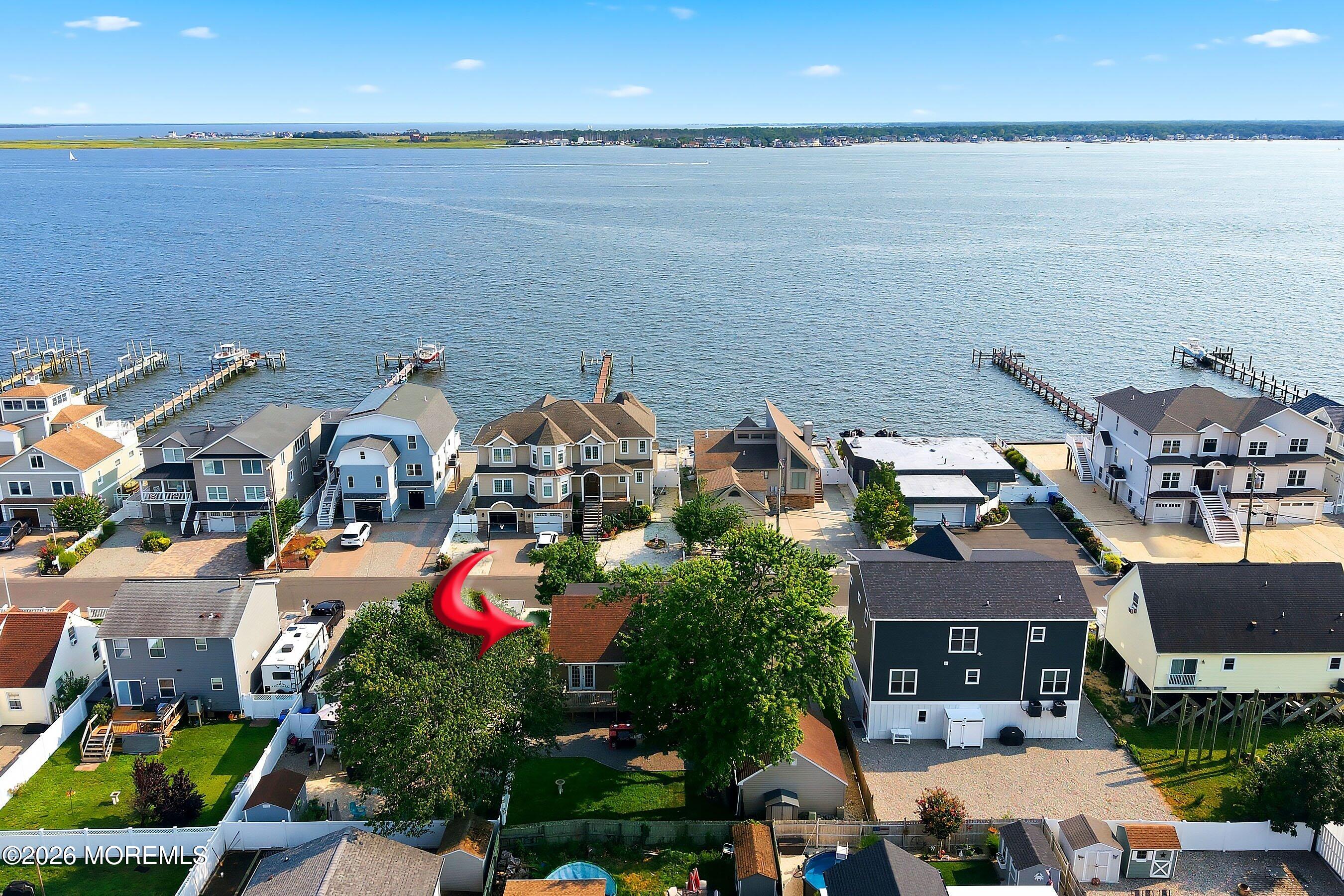 48 Bay Shore Drive