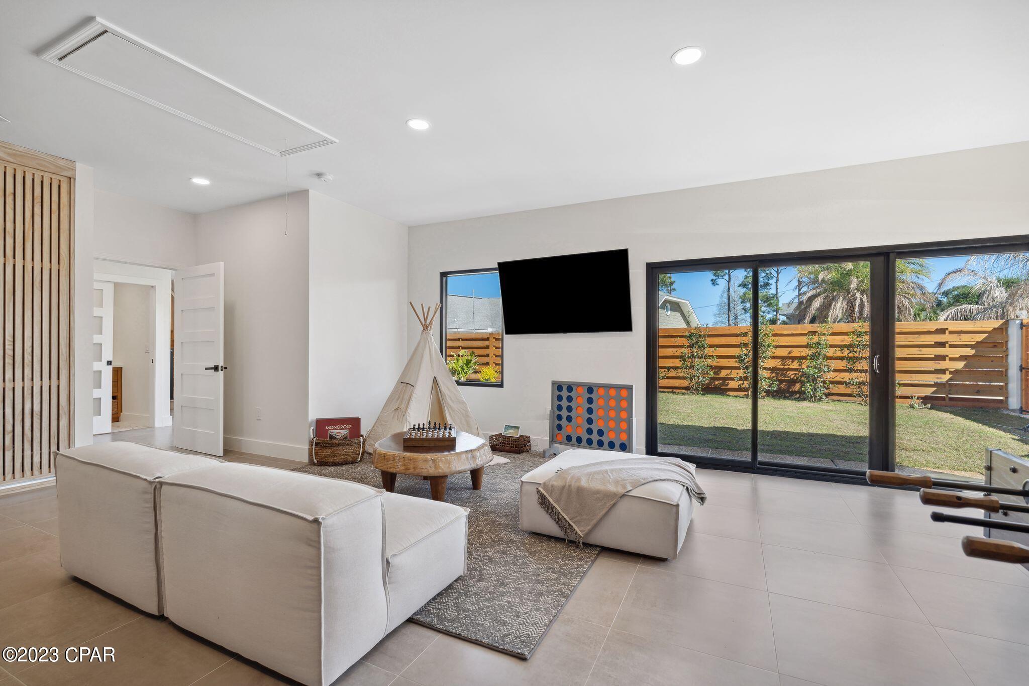6314 S Lagoon Drive