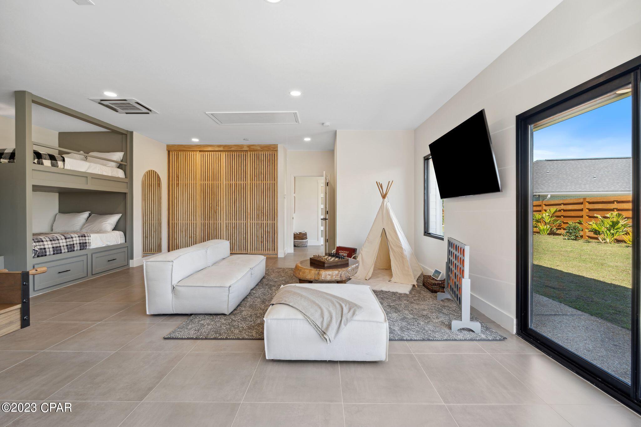6314 S Lagoon Drive