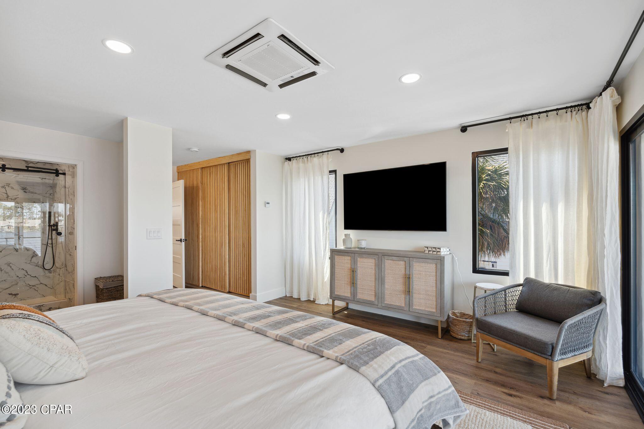 6314 S Lagoon Drive