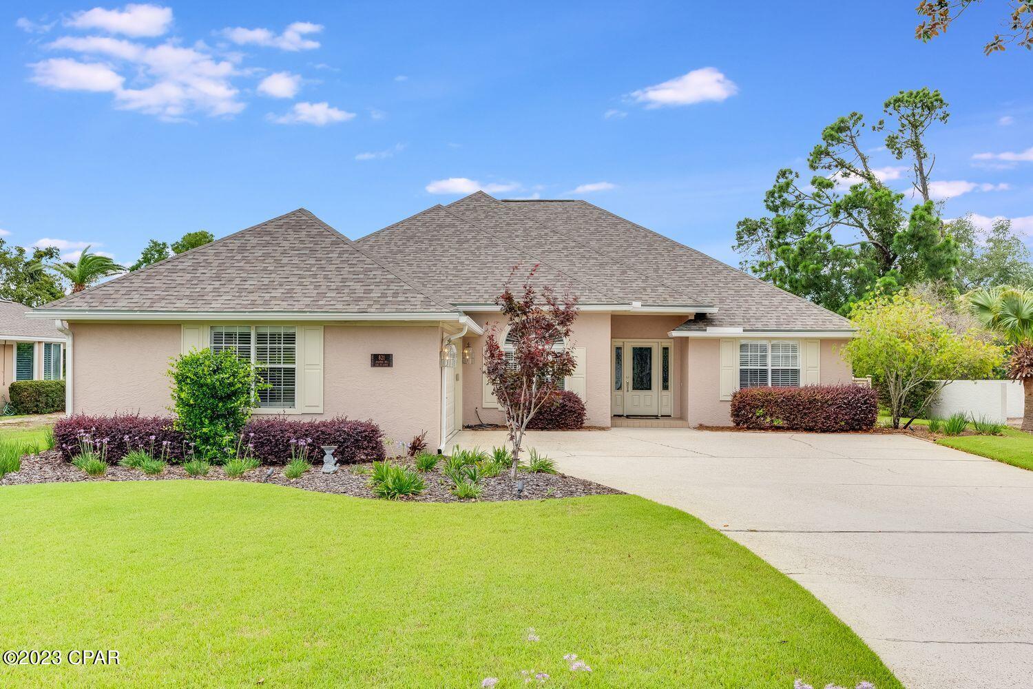 821 Dolphin Drive