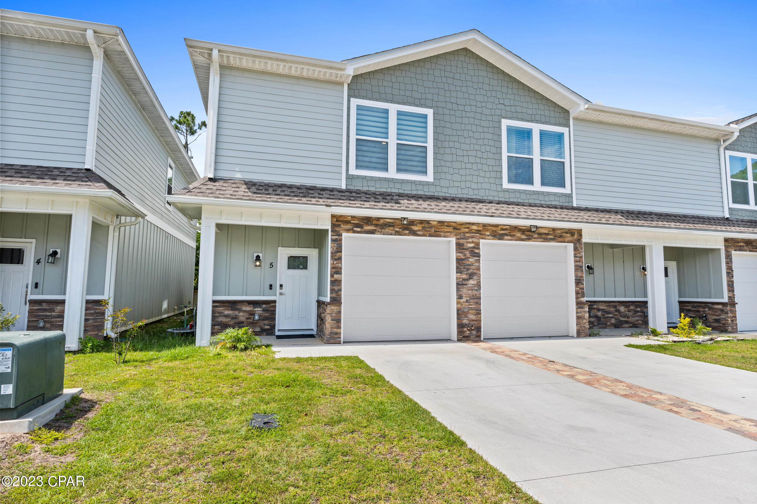 2226 Joan Avenue Unit: 5