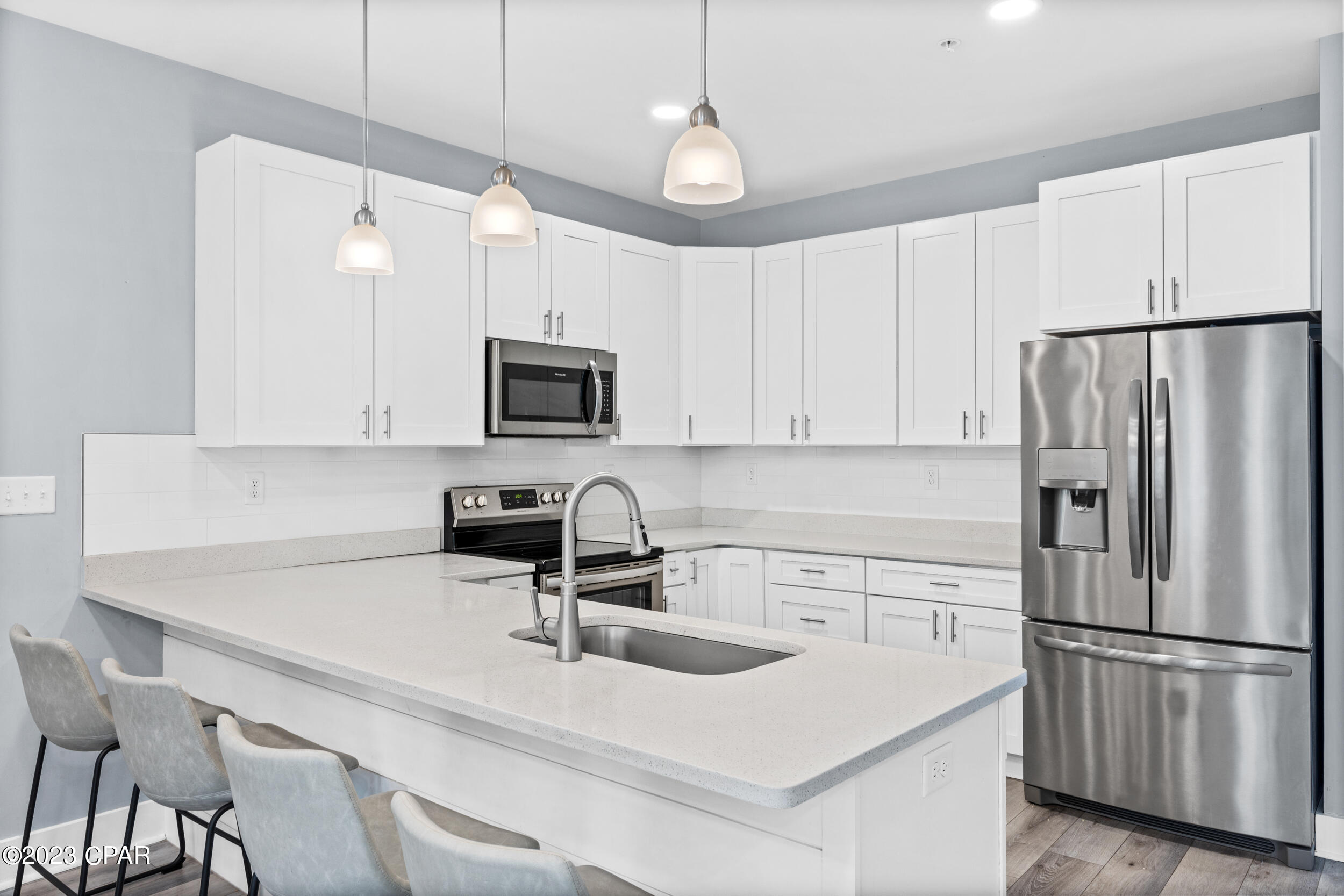 2226 Joan Avenue Unit: 5