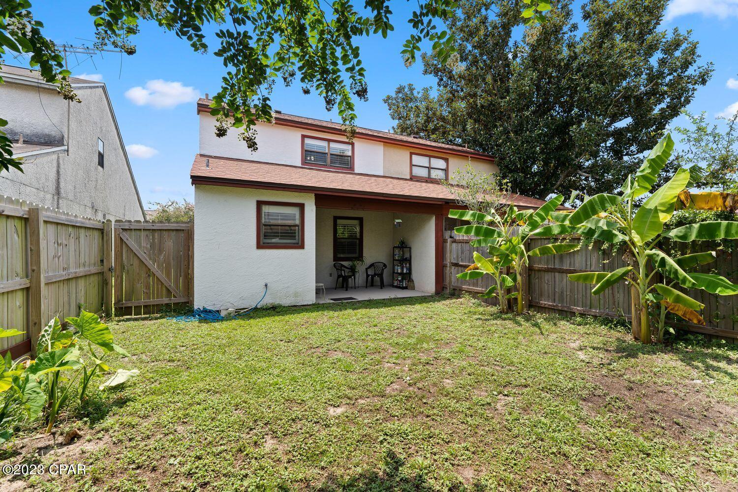 4056 Woodridge Road
