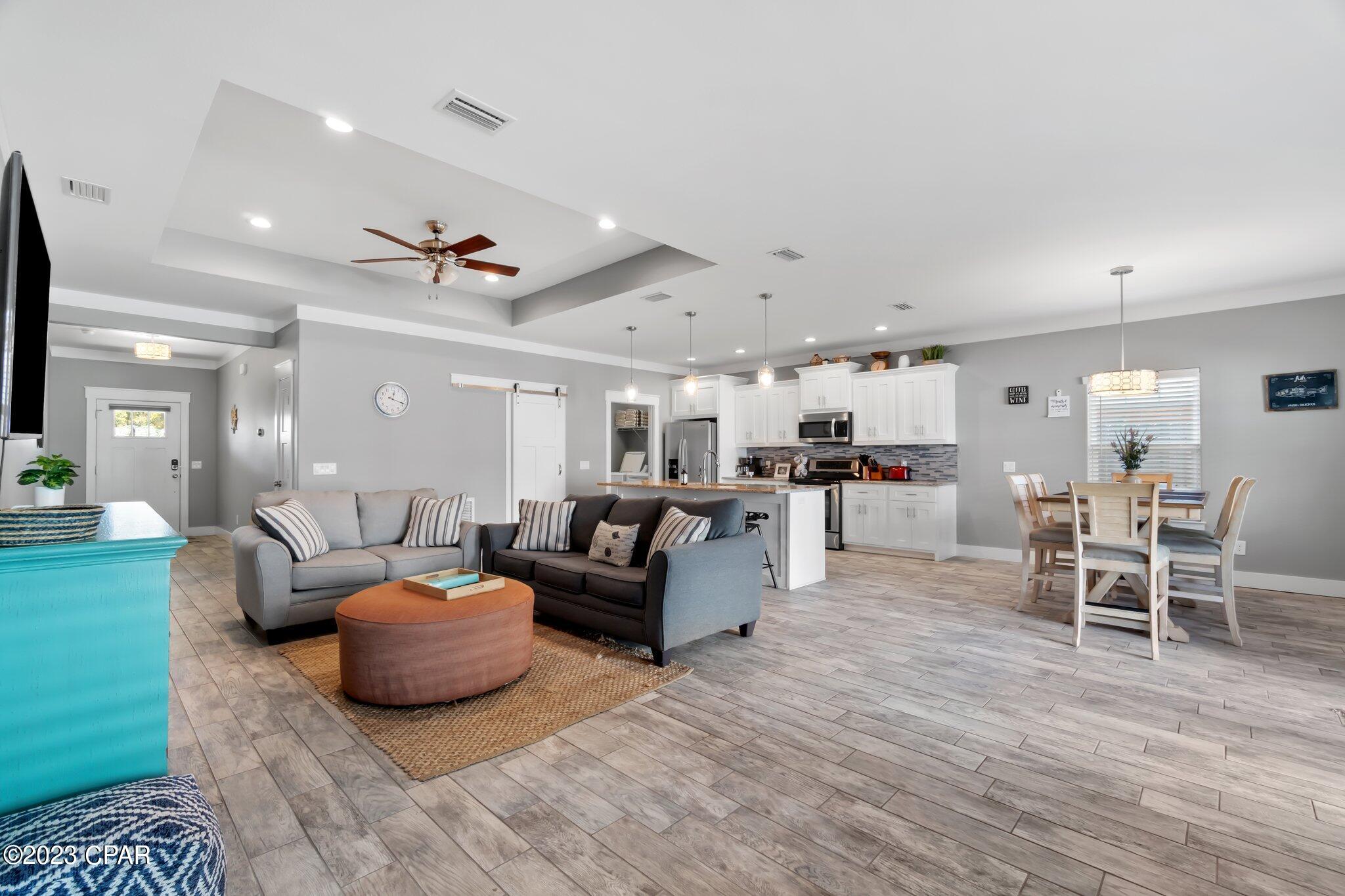 21318 Hilltop Avenue