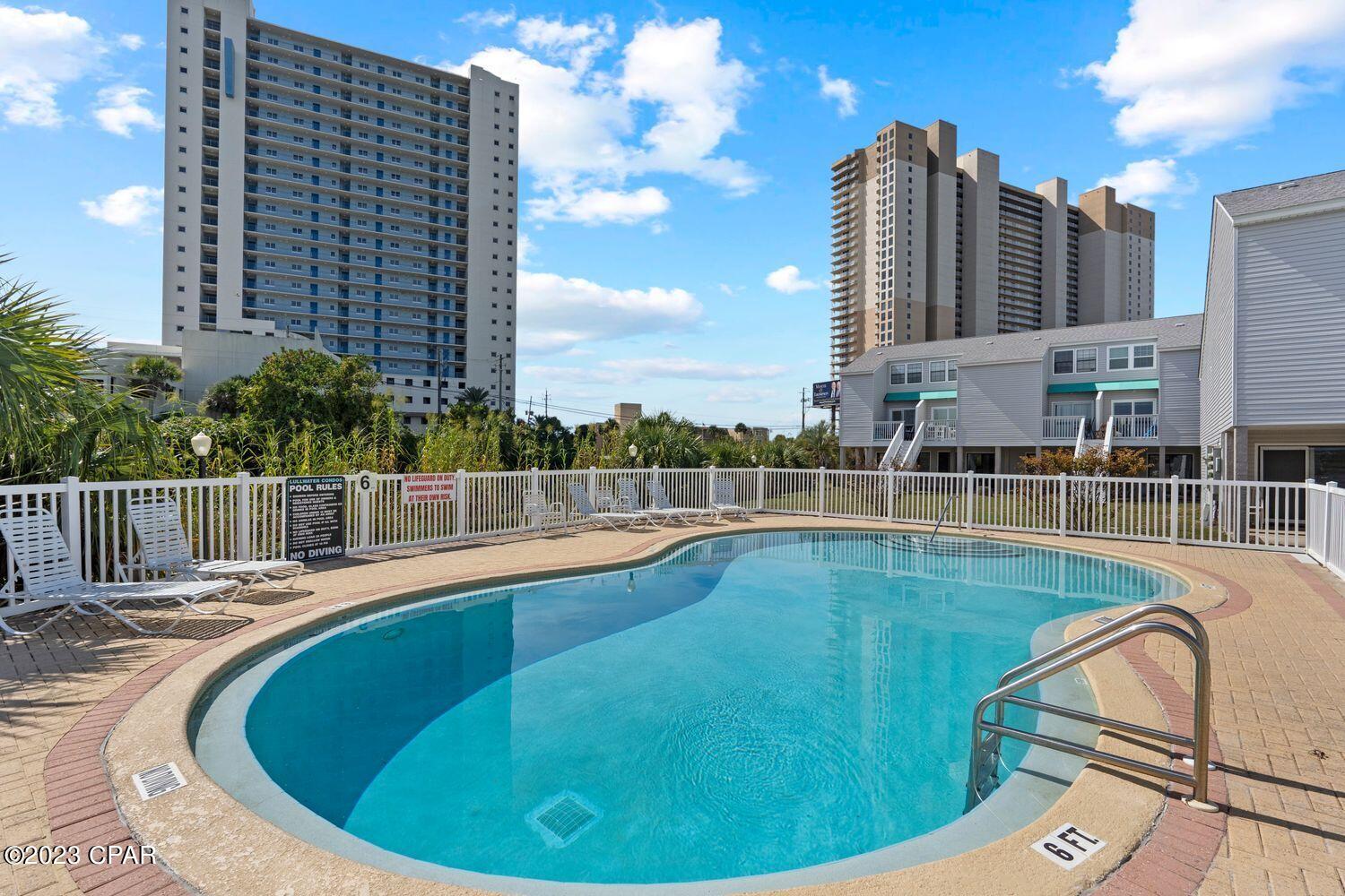 301 Lullwater Drive Unit: 305