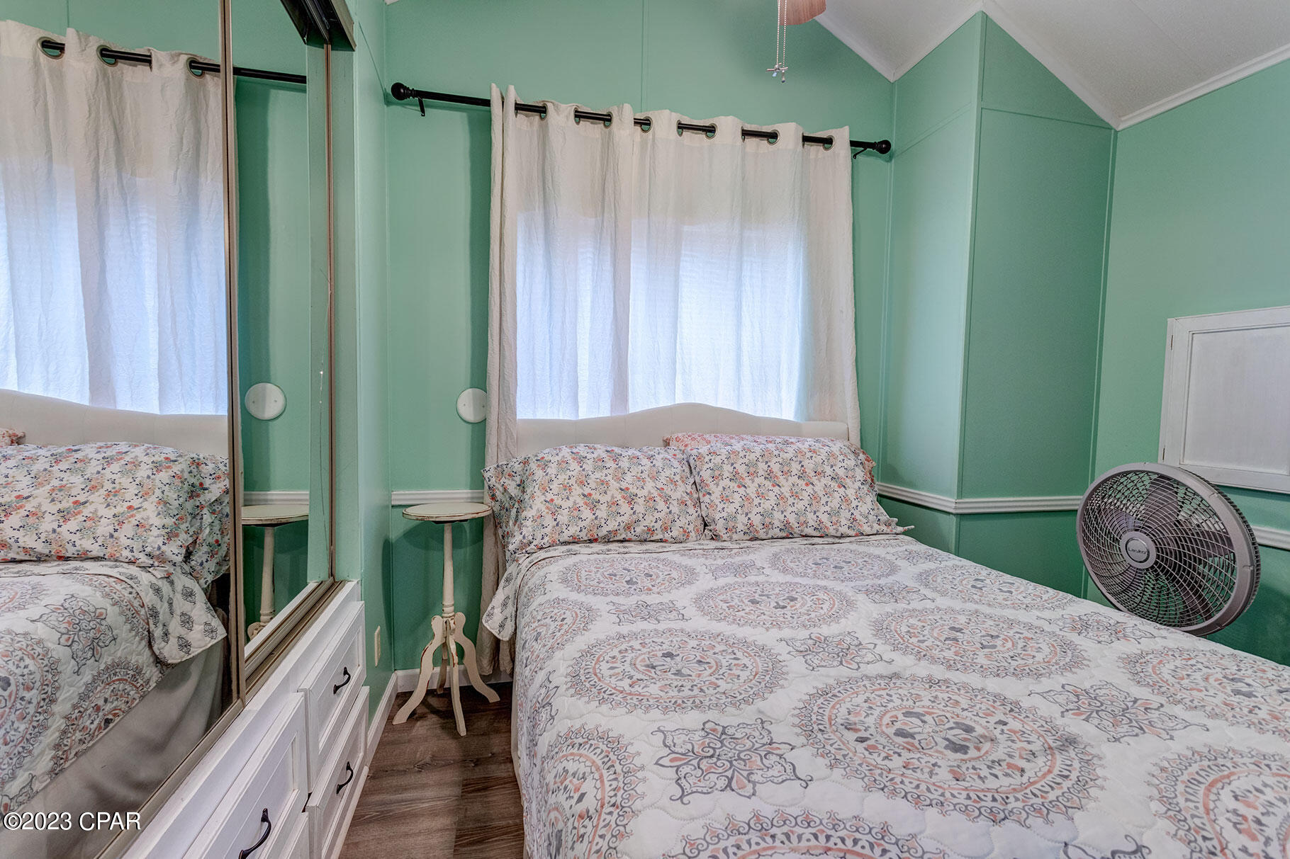 1219 Thomas Drive Unit: 91