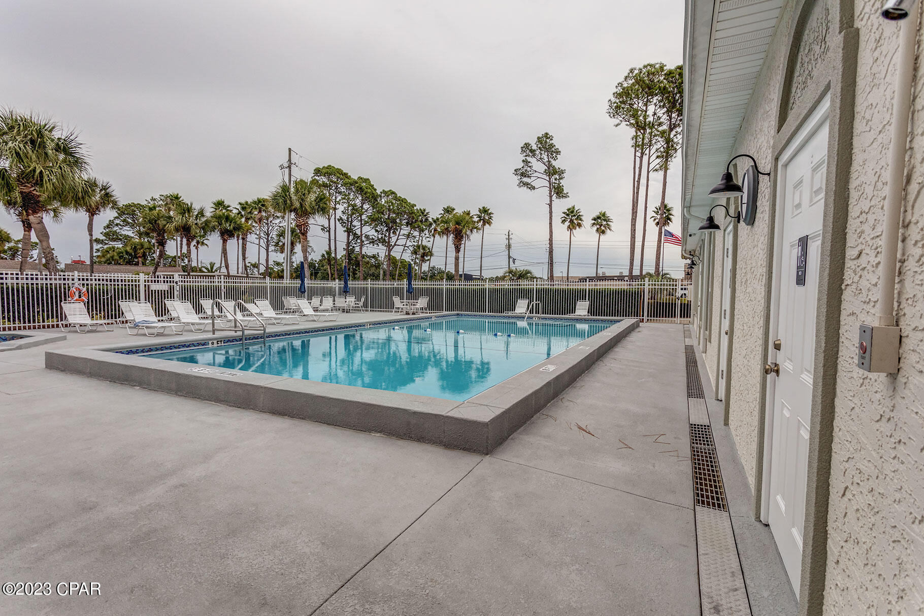 1219 Thomas Drive Unit: 91