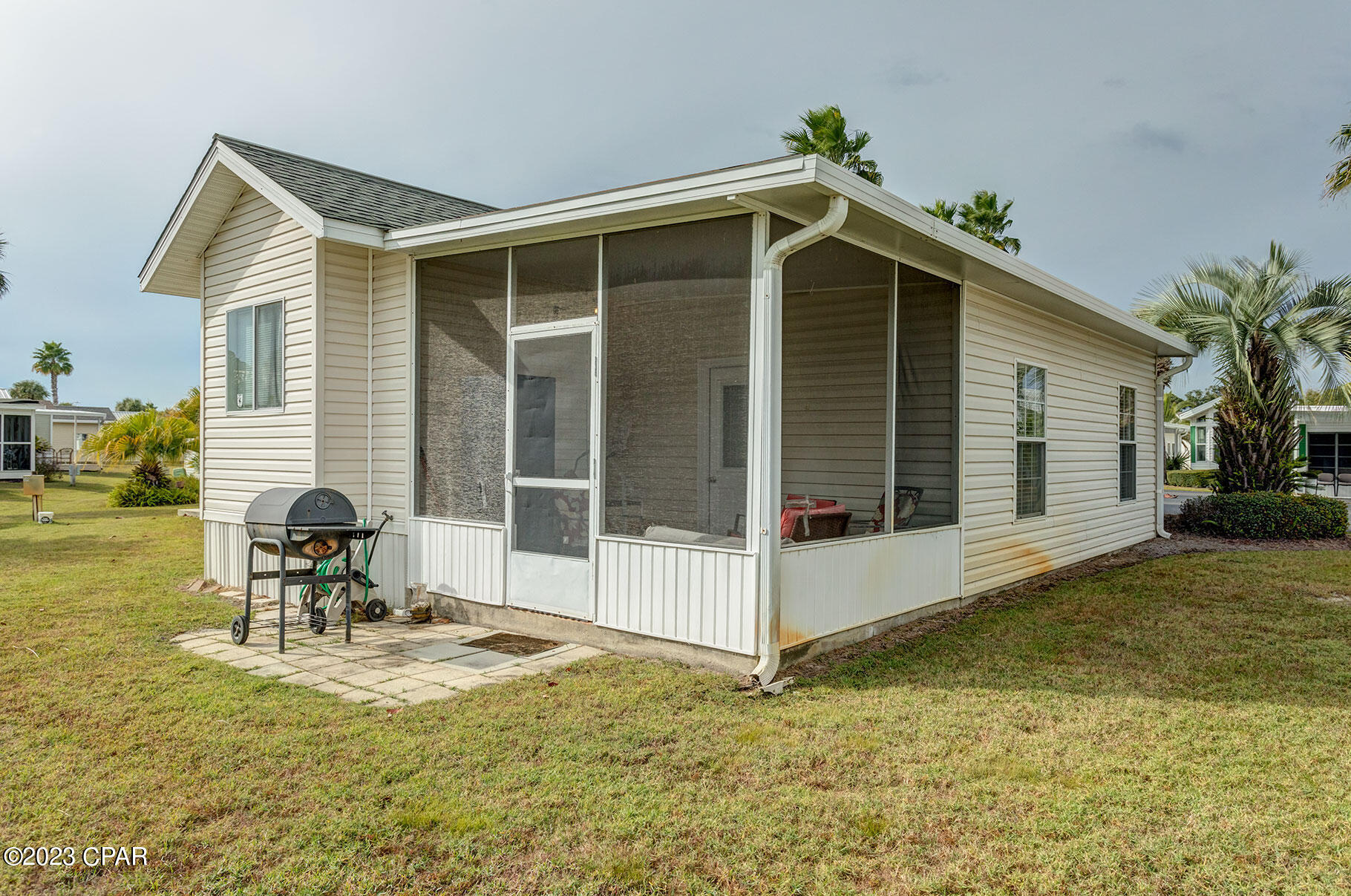 1219 Thomas Drive Unit: 91