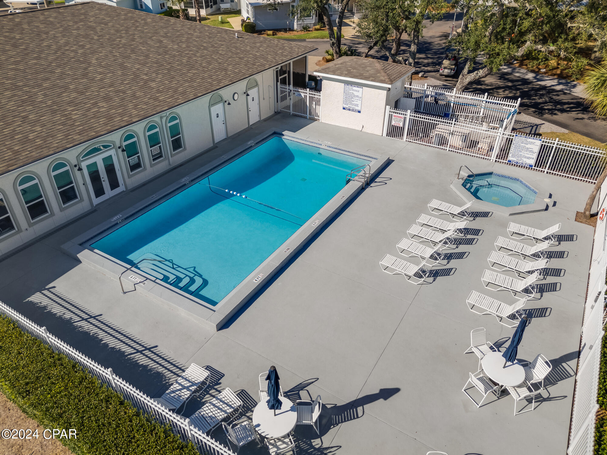 1219 Thomas Drive 62