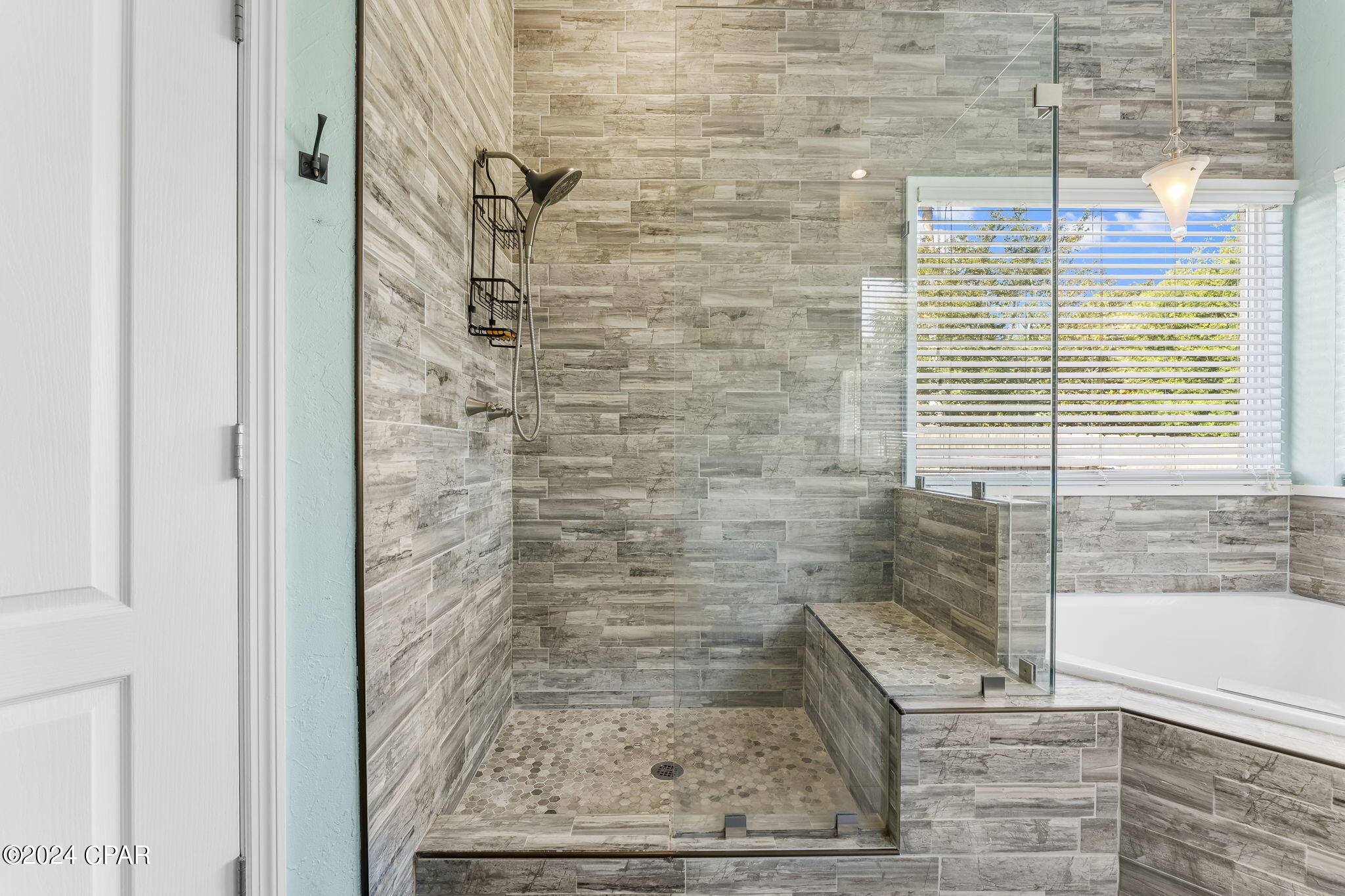 111 Palm Harbour Boulevard