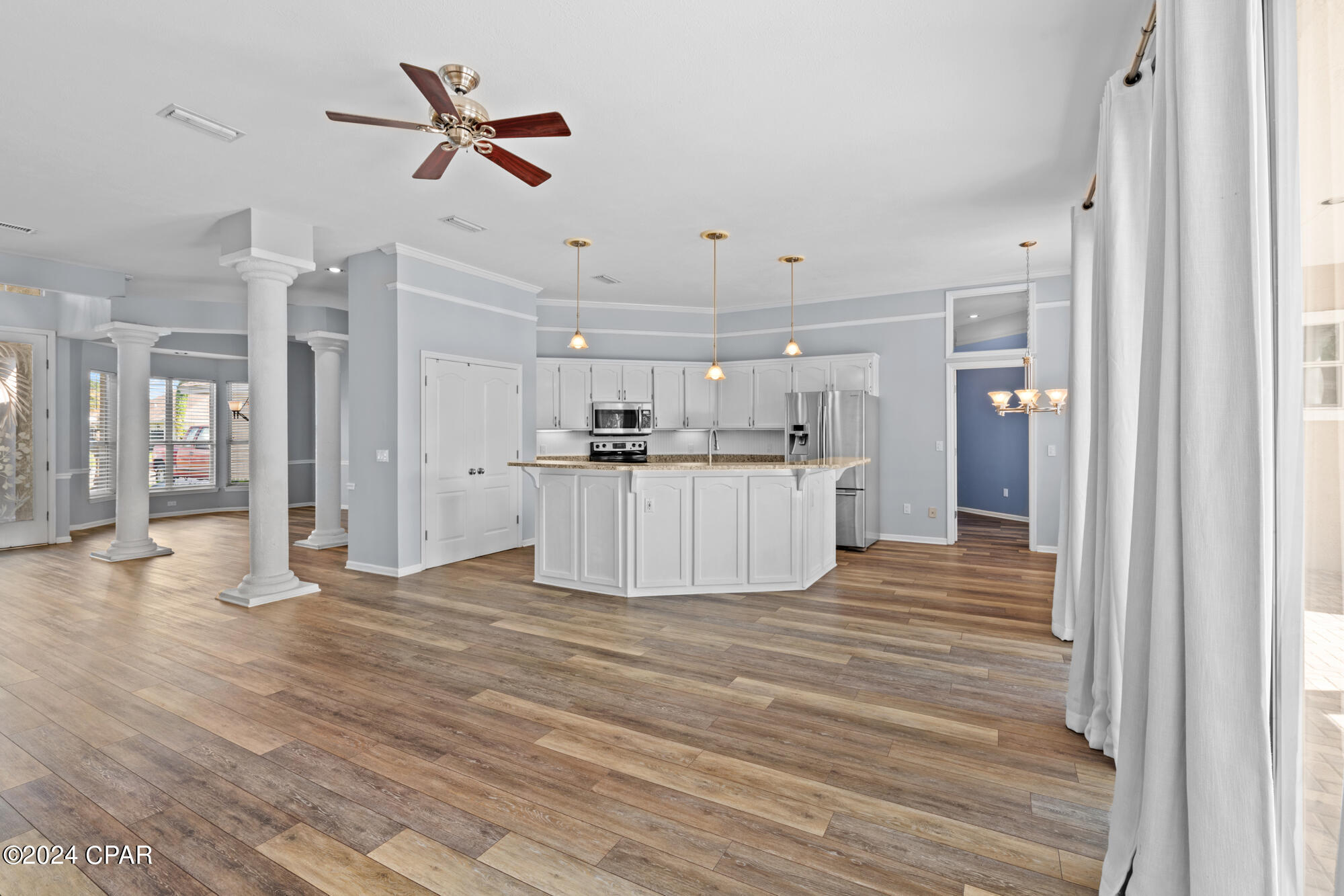 111 Palm Harbour Boulevard