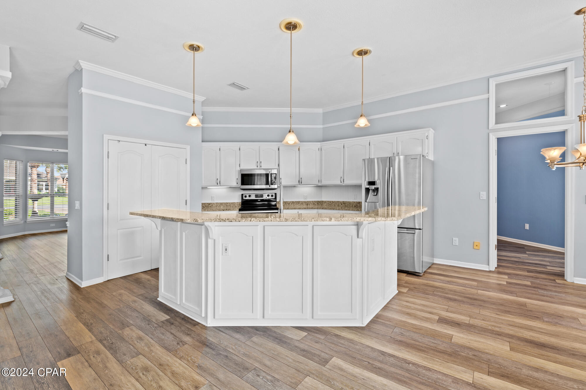 111 Palm Harbour Boulevard